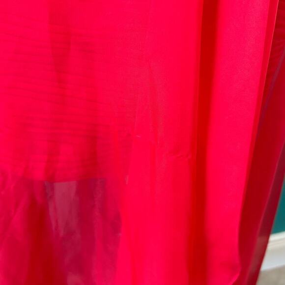 Mac Duggal 65126 Cherry Red Gala Prom Gown Dress Formal Elegant Beaded Size 0 - Picture 5 of 10